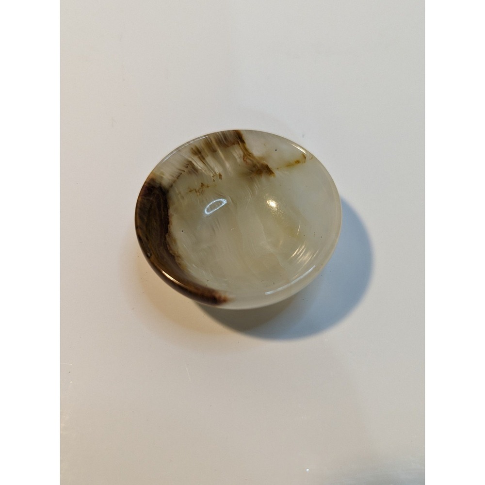 Small‎ onyx bowl/trinket